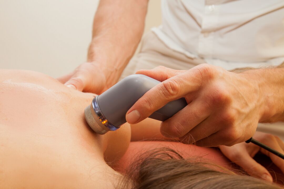Masseerija emakakaela osteokondroosi raviks